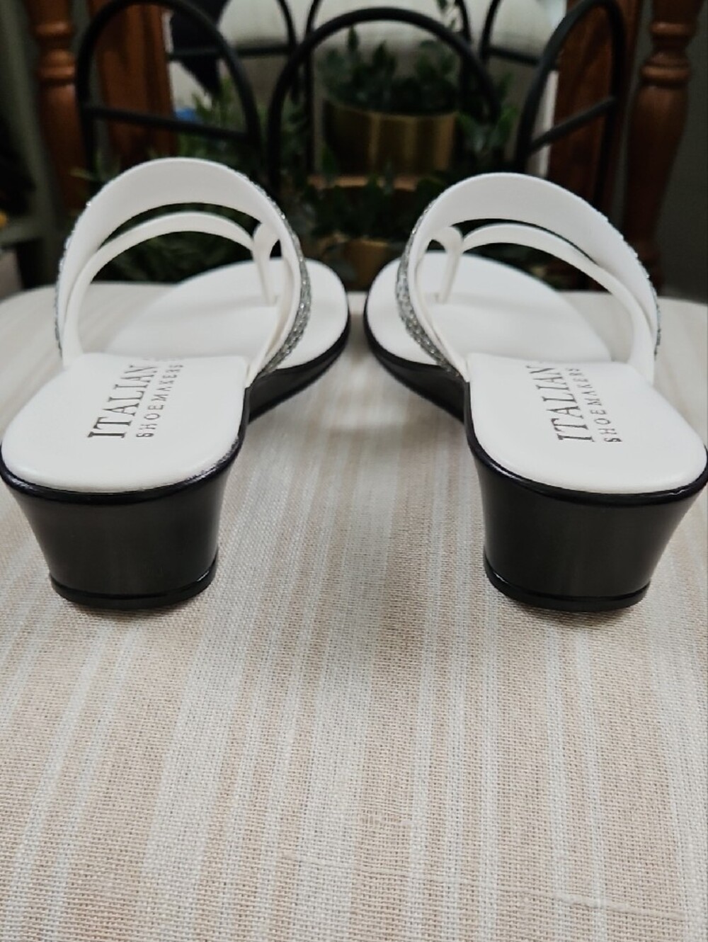 NIB Italian Shoemakers White Rhinestone Thong Wedge Sandals - Picture 3 of 8